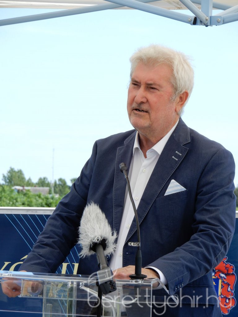 Északi iparterület átadása 02